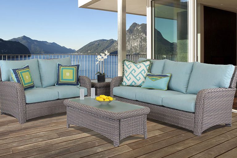 Why Choose Wicker Sunroom Furniture: A Blend of Style and Comfort